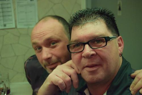 Cappi und Maddin auf Tuchfühlung